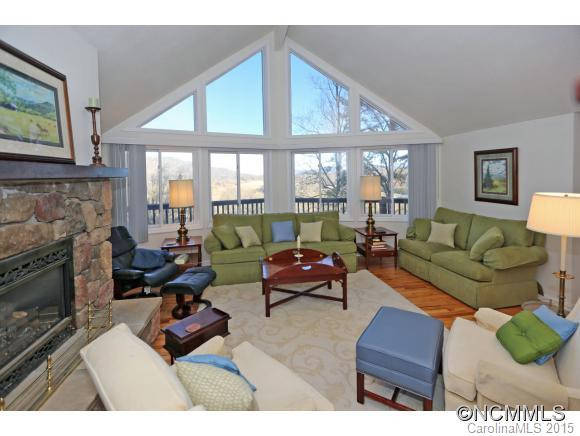15 Yellowwood Road - Photo 2