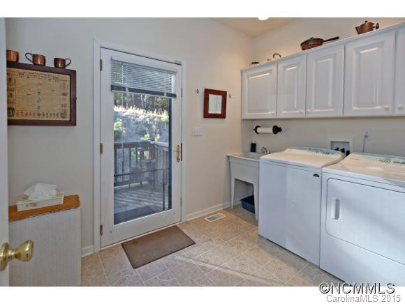 15 Yellowwood Road - Photo 17
