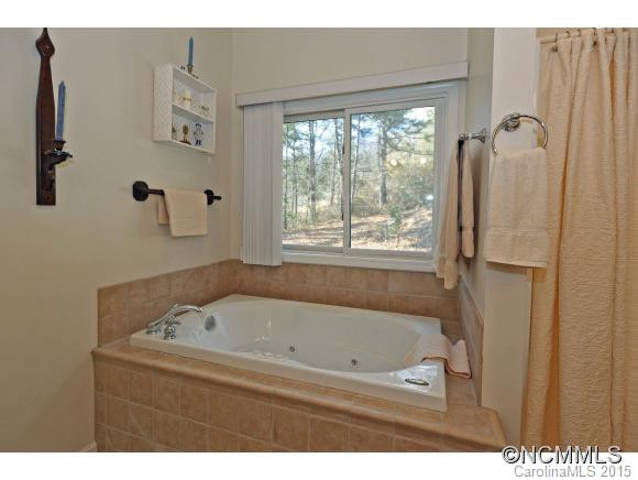 15 Yellowwood Road - Photo 9