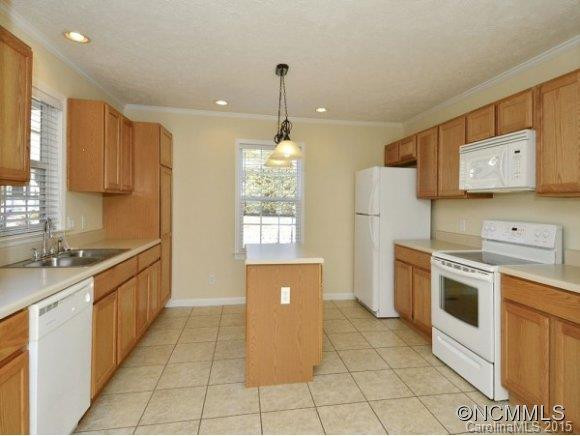 225 SPRINGFIELD MEADOW DRIVE - Photo 4