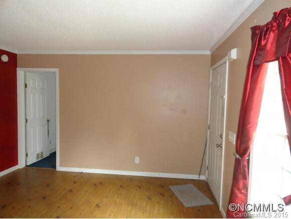 40 Fender Ln - Photo 3