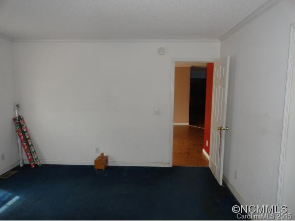 40 Fender Ln - Photo 4