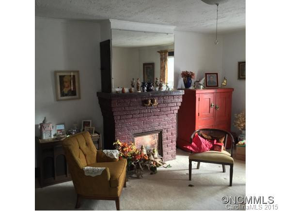 104 E Connally - Photo 2