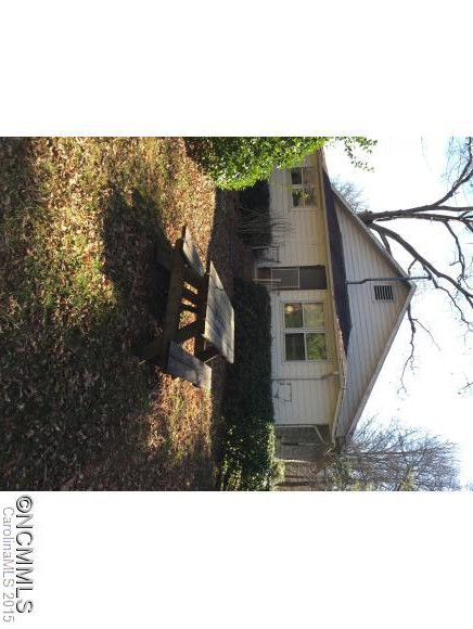 104 E Connally - Photo 8