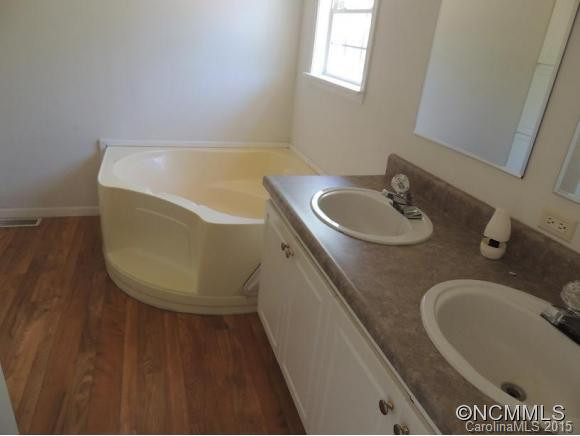 310 Hipp Road - Photo 5