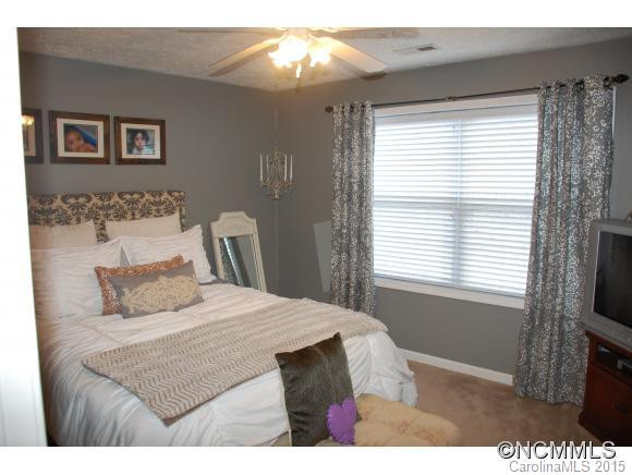 111 Loch Haven Rd. - Photo 12