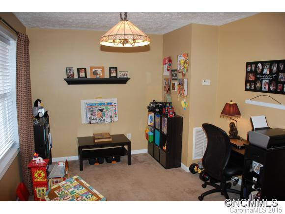 111 Loch Haven Rd. - Photo 10