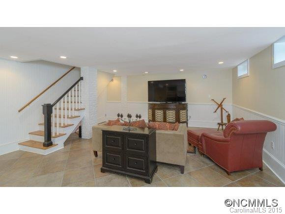 160 Kimberly Avenue - Photo 16