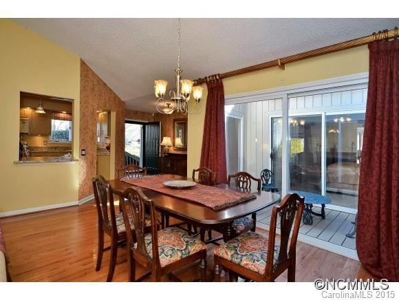 124 Deerlake Drive - Photo 5