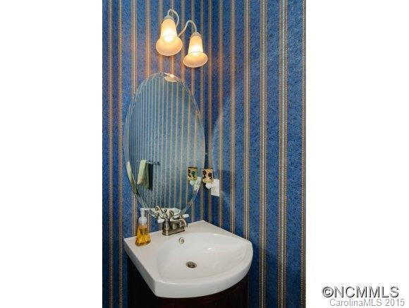 502 Winding Ivy Court - Photo 16
