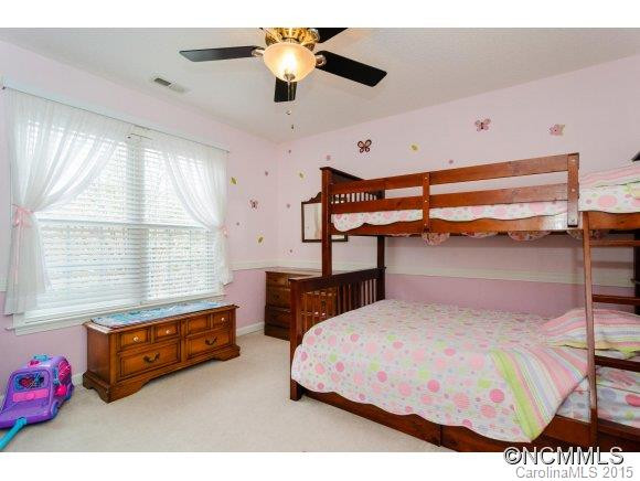 502 Winding Ivy Court - Photo 17