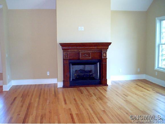 395 PENLAND ST. - Photo 2