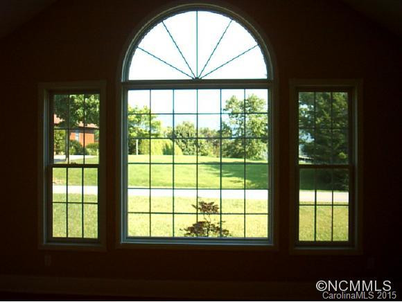 395 PENLAND ST. - Photo 4