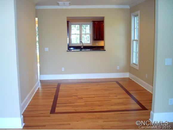 395 PENLAND ST. - Photo 6