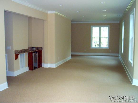 395 PENLAND ST. - Photo 10