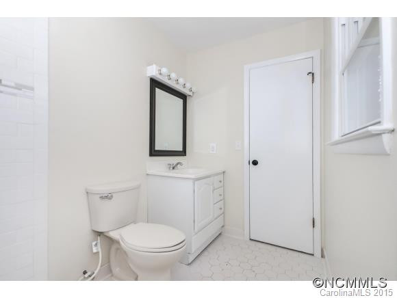 329 Dix Creek Rd #2 - Photo 10