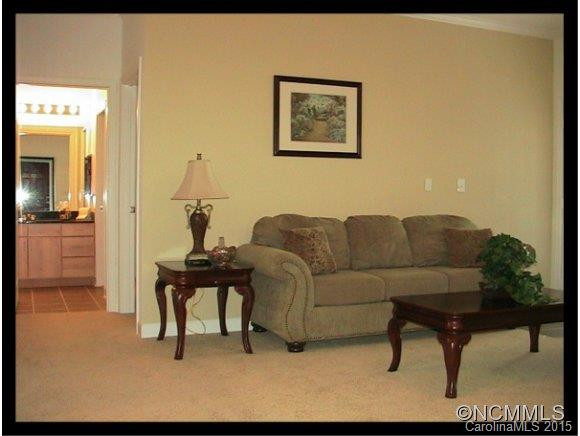 1000 Olde Eastwood Village BlvdA108 - Photo 4