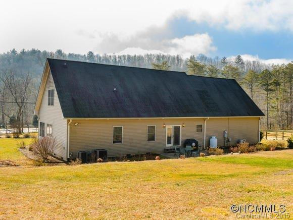 2072 EMMAS GROVE ROAD - Photo 18
