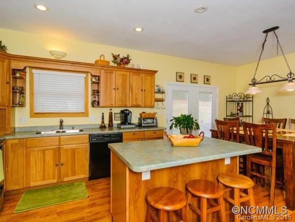 2072 EMMAS GROVE ROAD - Photo 5