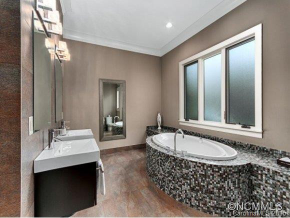 45 FAIRVIEW HILLS DRIVE - Photo 13