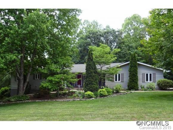 17 SWEETWATER OAKS DRIVE