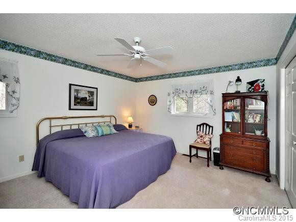 17 SWEETWATER OAKS DRIVE - Photo 11