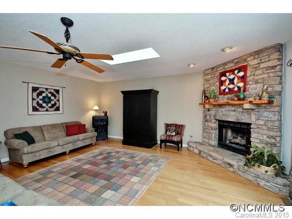17 SWEETWATER OAKS DRIVE - Photo 4