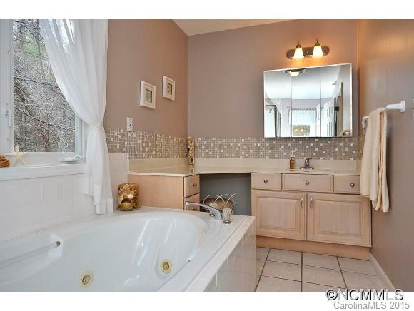 17 SWEETWATER OAKS DRIVE - Photo 9