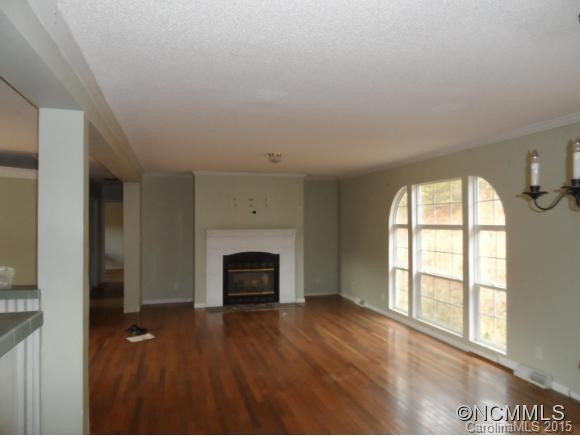 140 Folsom Drive - Photo 4