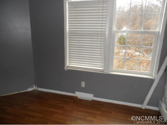 140 Folsom Drive - Photo 5