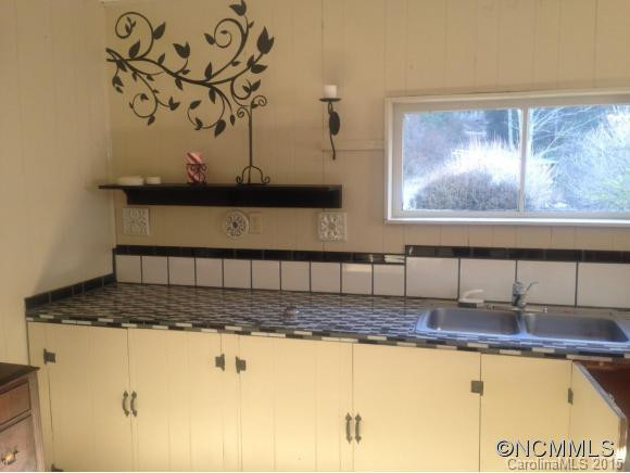 186 Jarrett Road - Photo 8