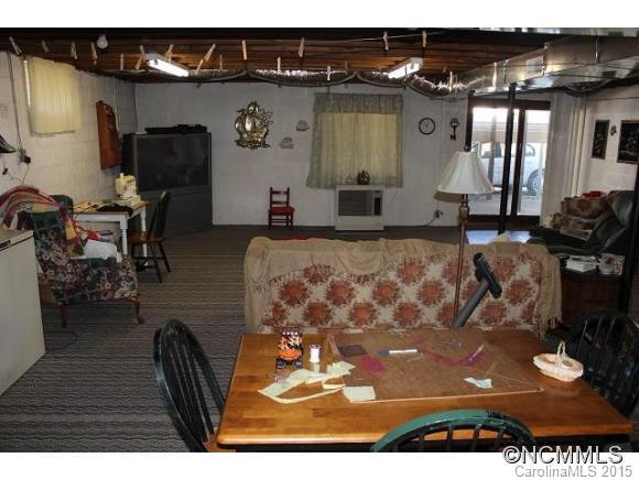 384 Dee Silvers Lane - Photo 14
