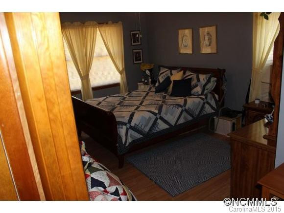 384 Dee Silvers Lane - Photo 9