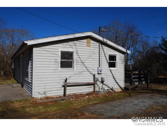 138 Fairview Ave. - Photo 2