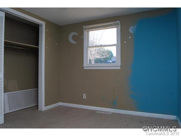 138 Fairview Ave. - Photo 7