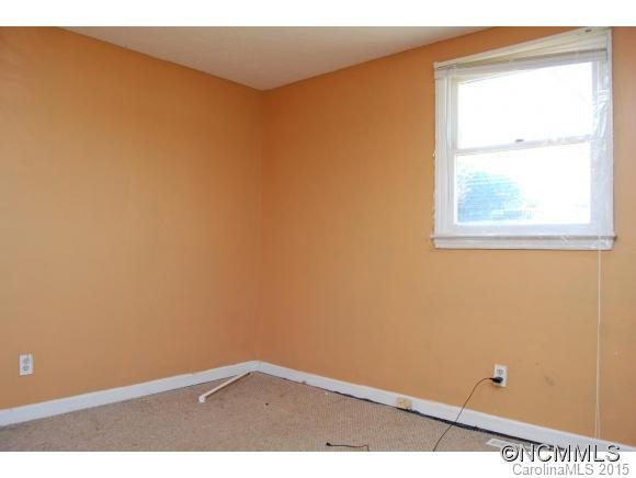 138 Fairview Ave. - Photo 10