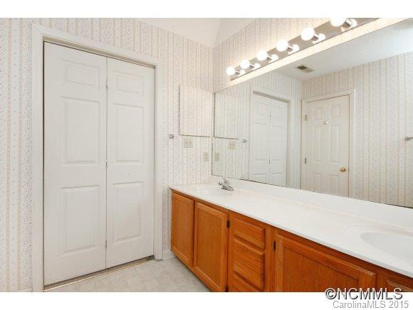 121 Cimarron Drive - Photo 16