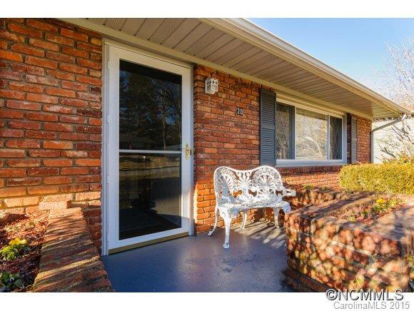 20 Deanwood Circle - Photo 3