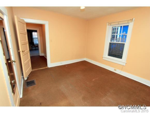 72 Woodlawn - Photo 17