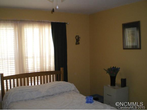 424 Emerald Hills Drive - Photo 12