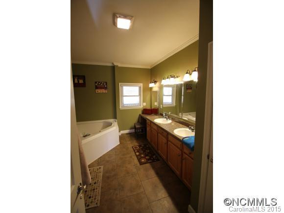 168 Sky View Terrace - Photo 10