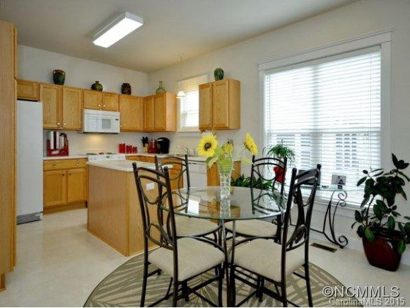 1329 Heathbrook Circle - Photo 6