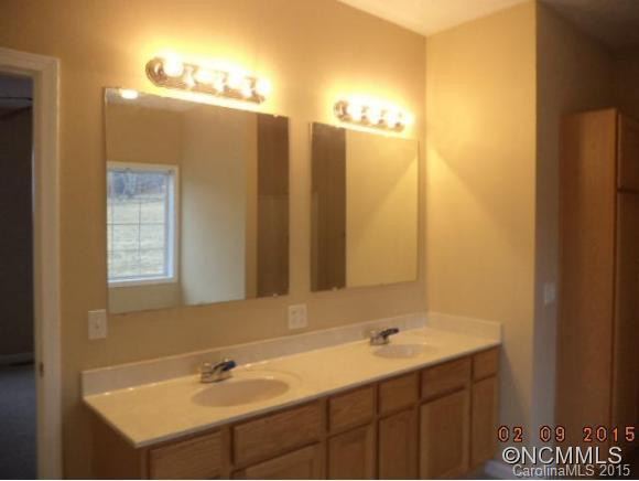 15 Eastwind Lane - Photo 8