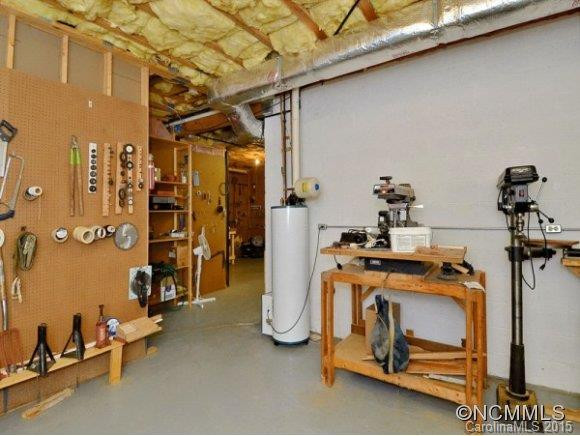 405 CLAREMONT DRIVE - Photo 10