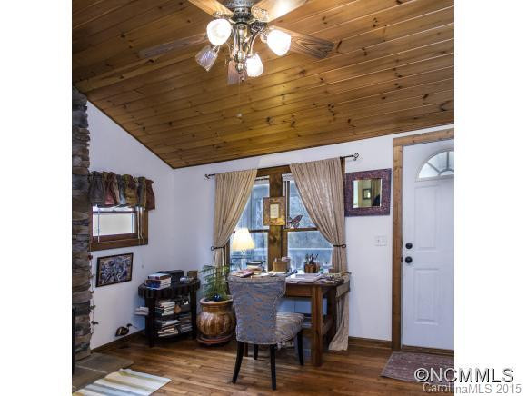 19 Hidden Laurel Drive - Photo 4