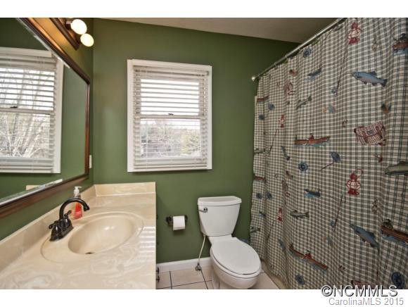2 Daniel Dr - Photo 11