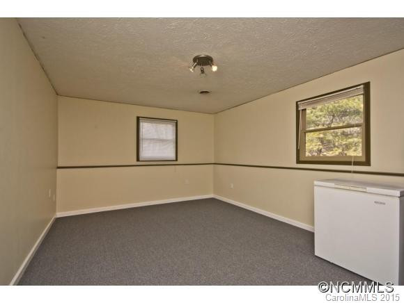 2 Daniel Dr - Photo 16