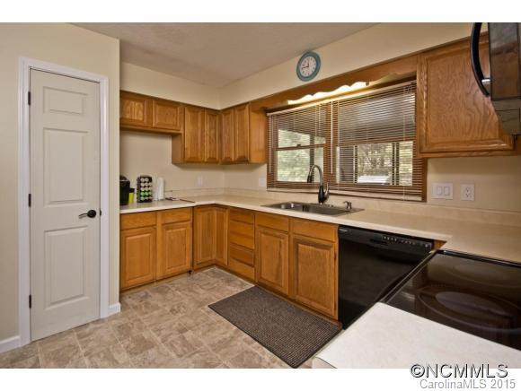 2 Daniel Dr - Photo 4