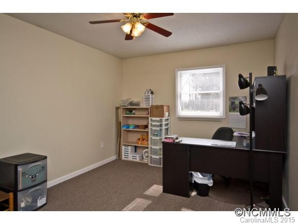 2 Daniel Dr - Photo 10