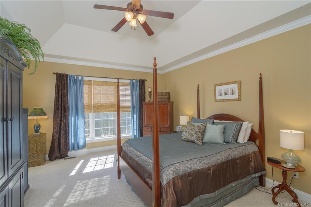135 Schenck Parkway - Photo 11